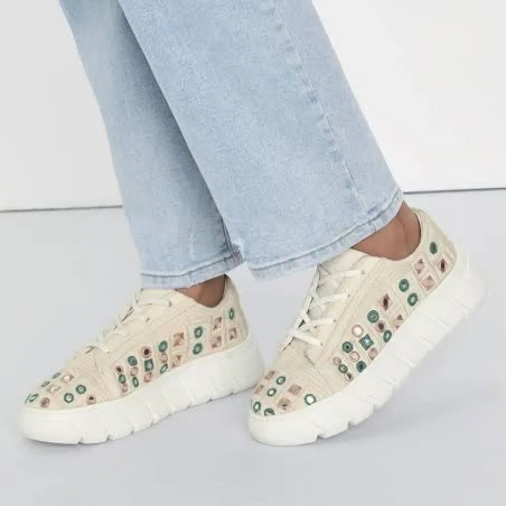 FREE PEOPLE Catch Me If You Can Crochet Sneakers Shoe Size 39‎ NEW WITH TAG